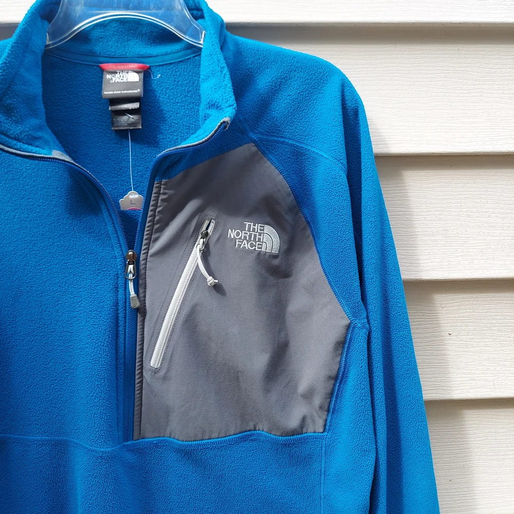 The North face men's blue sweatshirt Blue and Gray Jacket